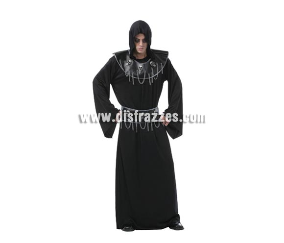 Disfraz de Hombre Ejecutor de la Calavera adulto para Halloween. Talla Standar M-L = 52/54. Disfraz barato y diferente para Halloween que incluye traje, cinturón y collarín. Éste disfraz de Halloween es ideal para celebrar la Fiesta de la Noche de las Brujas cada vez más arraigada en nuestro País en Pub's, Discotecas, Casas particulares,  Restaurantes o Colegios y ayudar a crear un ambiente terrorífico y tenebroso indispensable para la Noche de Halloween la cual se celebra la víspera de Todos los Santos.
¡¡Compra tu disfraz para Halloween en nuestra tienda de disfraces, será divertido!!
