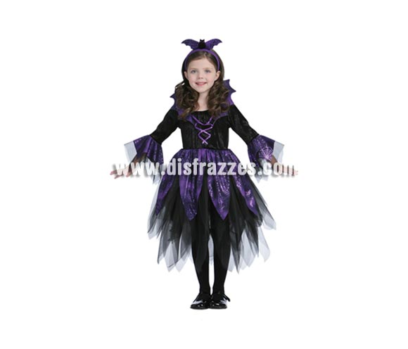 Disfraz de Hada Murciélago barato para Halloween. Talla de 5 a 6 años. Incluye diadema y vestido. Éste disfraz de Halloween es ideal para celebrar la Fiesta de la Noche de las Brujas en Pub's, Discotecas, Casas particulares,  Restaurantes o Colegios y ayudar a crear un ambiente terrorífico y tenebroso indispensable para la Noche de Halloween la cual se celebra la víspera de Todos los Santos.
¡¡Compra tu disfraz para Halloween en nuestra tienda de disfraces, será divertido!!