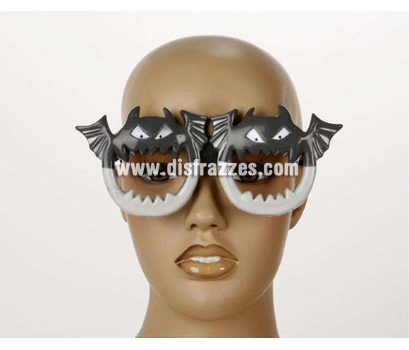 Gafas sin cristal de Murciélagos para Halloween. Ideal como complemento de tu disfraz de Halloween para ir de Fiesta a Pubs, Discotecas, Casas particulares o Restaurantes y ayudar a crear un ambiente terrorífico y tenebroso en la Fiesta de Halloween.
¡¡Compra los complementos de tu disfraz para Halloween en nuestra tienda de disfraces, será divertido!!
