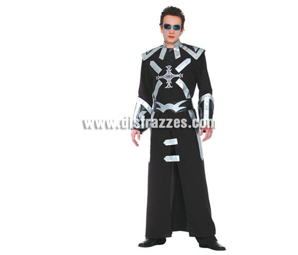 Disfraz de Cazavampiros para Halloween adulto. Talla única 52/54. Incluye abrigo y cinturón. Para ir igual que Blade el Cazavampiros. Éste disfraz de Halloween es ideal para celebrar la Fiesta de la Noche de las Brujas cada vez más arraigada en nuestro País en Pub's, Discotecas, Casas particulares,  Restaurantes o Colegios y ayudar a crear un ambiente terrorífico y tenebroso indispensable para la Noche de Halloween la cual se celebra la víspera de Todos los Santos.
¡¡Cómpranos tu disfraz para Halloween, será divertido!!

¡¡¡PRÓXIMA RECEPCIÓN DE ÉSTE ARTÍCULO A PARTIR DE SEPTIEMBRE DE 2010!!!
