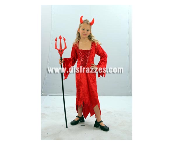 Disfraz de Demonia o Diablesa rojo barato para Halloween. Talla de 3 a 4 años. Incluye vestido y cuernos. Tridente NO incluido, drás verlo en la sección Complementos. Éste disfraz de Halloween es ideal para celebrar la Fiesta de la Noche de las Brujas cada vez más arraigada en nuestro País en Pub's, Discotecas, Casas particulares,  Restaurantes o Colegios y ayudar a crear un ambiente terrorífico y tenebroso indispensable para la Noche de Halloween la cual se celebra la víspera de Todos los Santos.
¡¡Compra tu disfraz para Halloween en nuestra tienda de disfraces, será divertido!!
