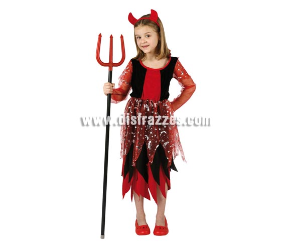 Disfraz de pequeña Diabla infantil para Halloween. Talla de 3 a 4 años. Tridente NO incluido, podrás verlo en la sección de complementos. Éste disfraz de Halloween es ideal para celebrar la Fiesta de la Noche de las Brujas en Pub's, Discotecas, Casas particulares,  Restaurantes o Colegios y ayudar a crear un ambiente terrorífico y tenebroso indispensable para la Noche de Halloween la cual se celebra la víspera de Todos los Santos.
¡¡Compra tu disfraz para Halloween en nuestra tienda de disfraces, será divertido!!
