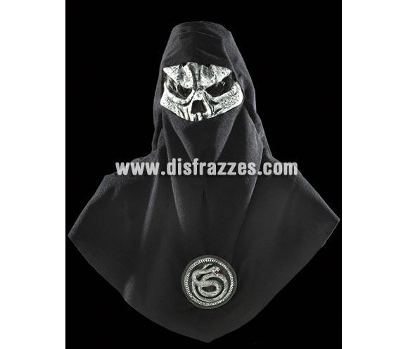 Careta Calavera con capucha y medallón para Halloween. Máscara o Careta de Halloween ideal para ir de Fiesta la Noche de las Brujas a Pubs, Discotecas, Casas particulares o Restaurantes y ayudar a crear un ambiente terrorífico y tenebroso en la Fiesta de Halloween.
¡¡Compra tu careta o tu máscara para Halloween en nuestra tienda de disfraces, será divertido!!
