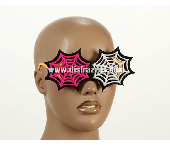 Gafas de telarañas para Halloween. Ideal como complemento de tu disfraz de Halloween para ir de Fiesta a Pubs, Discotecas, Casas particulares o Restaurantes y ayudar a crear un ambiente terrorífico y tenebroso en la Fiesta de Halloween.
¡¡Compra los complementos de tu disfraz para Halloween en nuestra tienda de disfraces, será divertido!!
