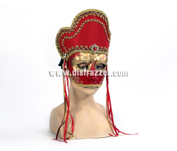 Máscara Veneciana roja con dibujos dorados. Talla Universal. Máscara Veneciana ideal para disfrazarse en Carnaval incluso en Halloween y dar el golpe con una máscara de Venecia de precio barato. Con ésta máscara Veneciana no te reconocerán y podrás sentir que todos te miran ya que es una máscara que llama la atención.

¡¡Compra tu máscara Veneciana en nuestra tienda de disfraces, será divertido!!
