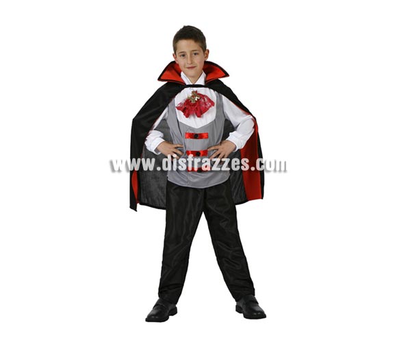 Disfraz de Vampiro infantil para Halloween. Talla de 7 a 9 años. Disfraz de Drácula para niño. Éste disfraz de Halloween es ideal para celebrar la Fiesta de la Noche de las Brujas en Pubs, Discotecas, Casas particulares,  Restaurantes o Colegios y ayudar a crear un ambiente terrorífico y tenebroso indispensable para la Noche de Halloween la cual se celebra la víspera de Todos los Santos.
¡¡Compra tu disfraz para Halloween en nuestra tienda de disfraces, será divertido!!
