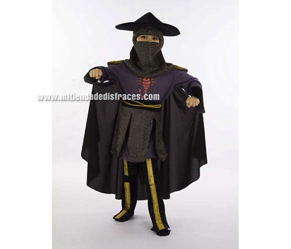Disfraz de Ninja Escorpión infantil Deluxe. Hecho en España. Disponible en varias tallas. Incluye cinturón, polainas, túnica, sombrero, capucha y rodilleras.