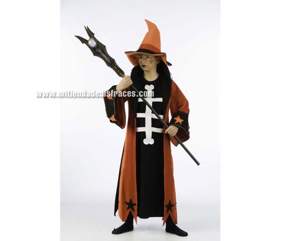 Disfraz de Brujo Cadavérico infantil Deluxe. Hecho en España. Disponible en varias tallas. Incluye túnica y sombrero. Bastón o varita NO incluido.